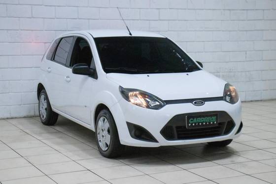 FORD FIESTA 1.0 ROCAM S 8V FLEX 4P MANUAL FORD FIESTA 1.0 ROCAM S 8V FLEX 4P MANUAL